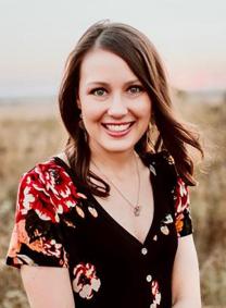 Effie Swanson headshot
